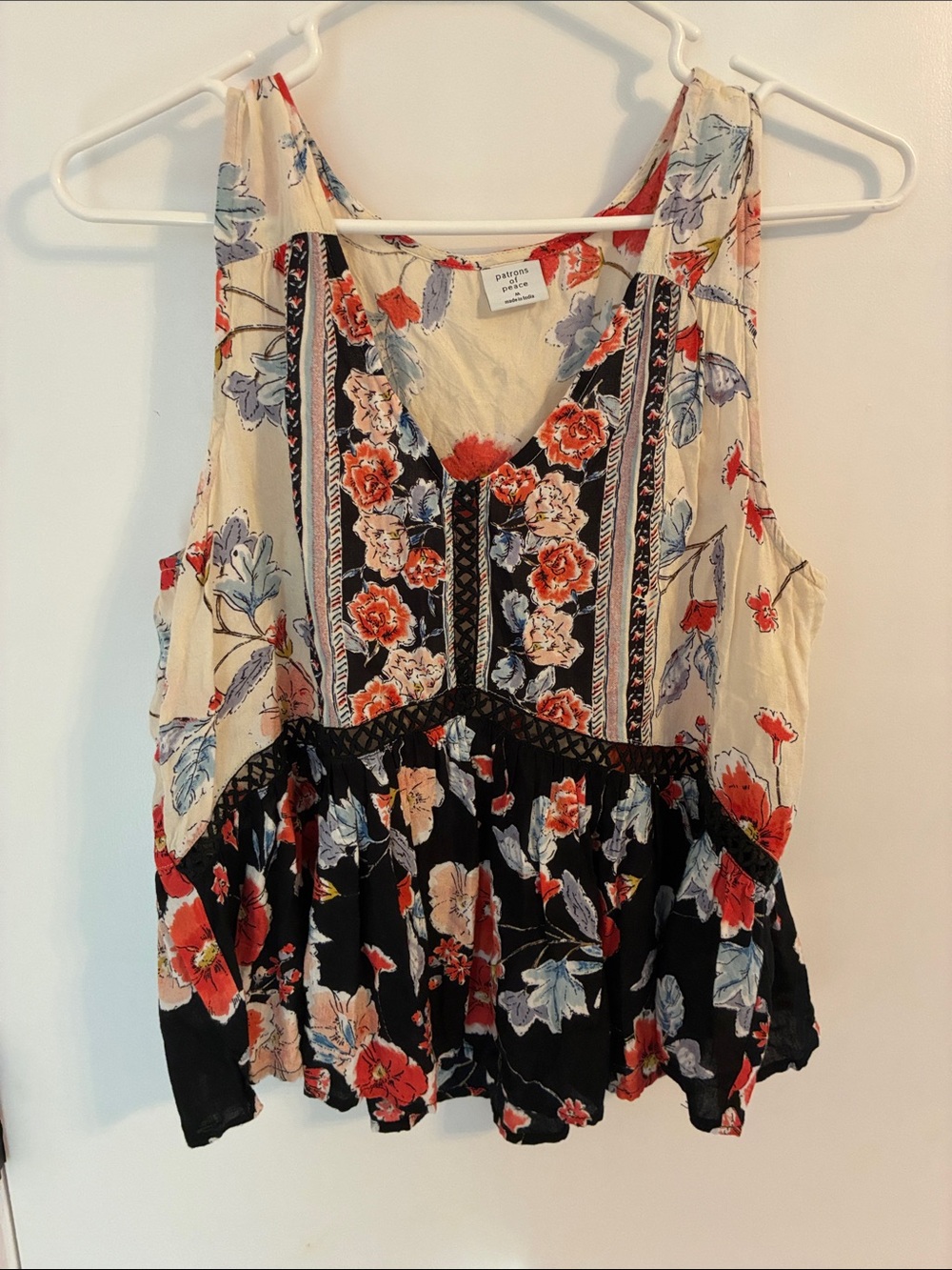 Floral V-Neck Tank Top - Cream & Black